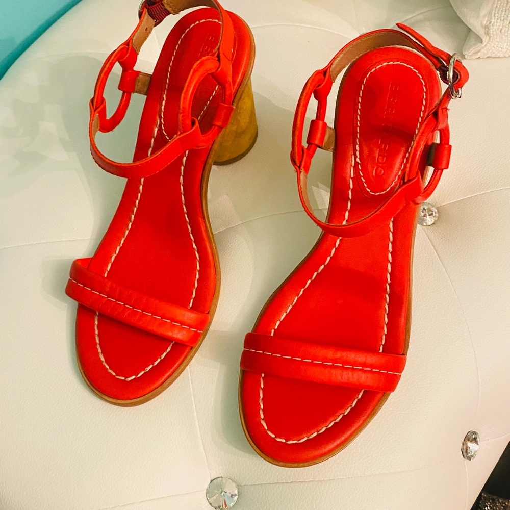 BERNARDO - Harlow Heeled Sandals - Picture 3 of 8